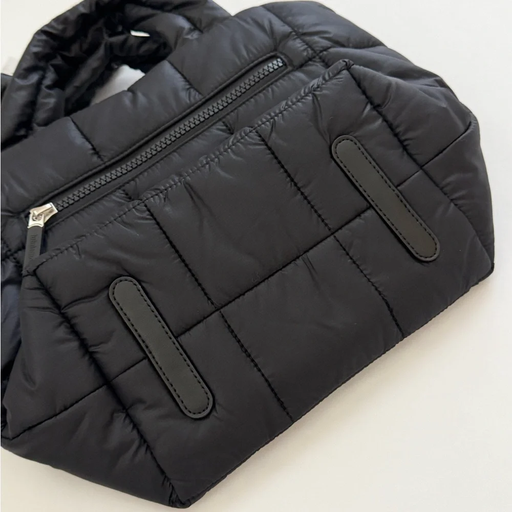 Lululemon Quilted Grid Small Tote, Black - Picture 5 of 16